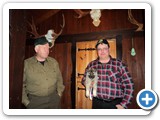 Her reiser Veikulåsens H-N Grace til Finland. Det er Kaisa Haga (Rullikan kennel) og Kristina Erkkila (Jokioksan kennel) som ønsket seg denne valpen. Karl-Erik Haga var deres "snabbkjörande" sjåfør. Erkki Antila (Karpaasin kennel) var med som "konsulent"